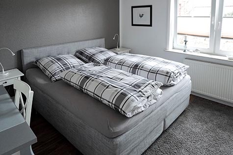 Schlafzimmer Boxspringbett Ferienwohnung